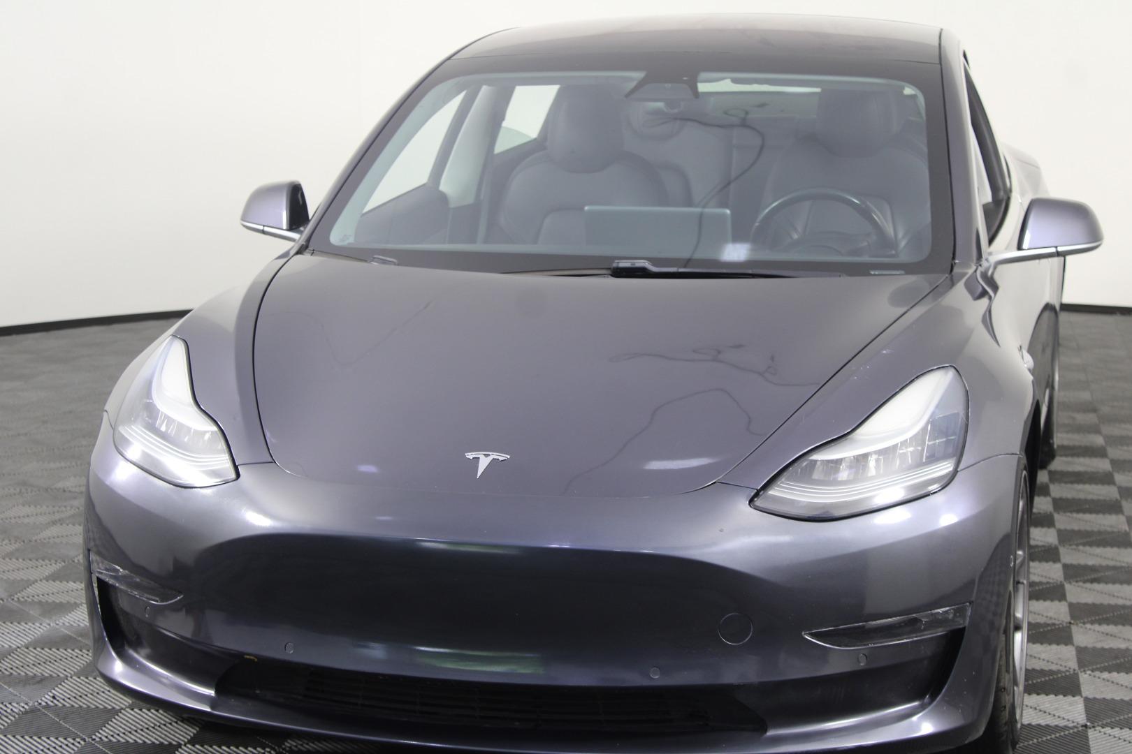 tesla model 3 2018 5YJ3E1EB3JF183198 image tesla model 3 2018 5YJ3E1EB3JF183198 image